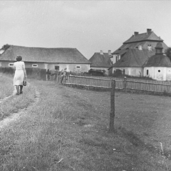 cestou ke Karlštejnu, 1944