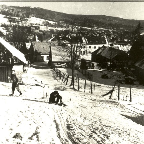 Farský kopec v zimě, 50.léta